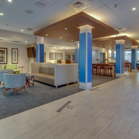 Holiday Inn Express & Suites - Union City By Ihg Dış mekan fotoğraf