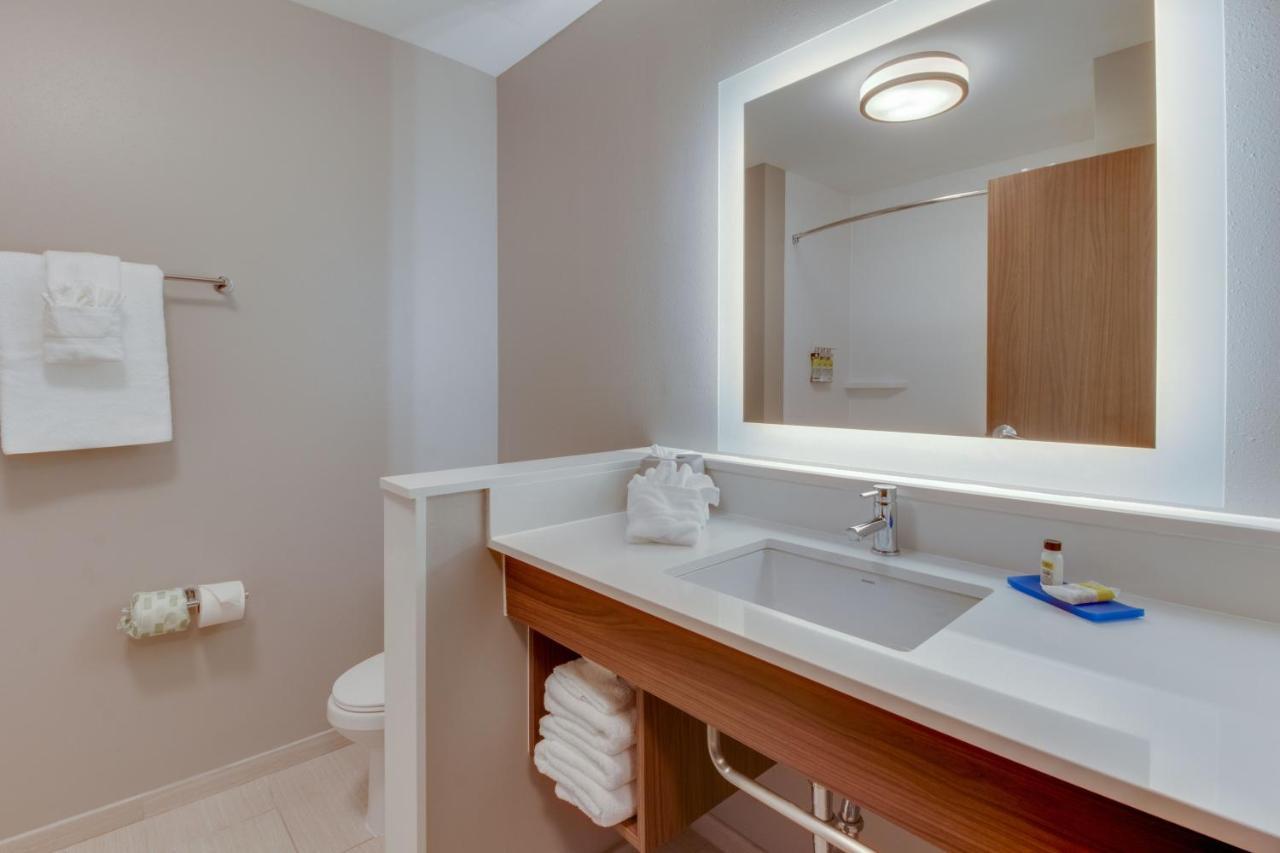 Holiday Inn Express & Suites - Union City, An Ihg Hotel Dış mekan fotoğraf