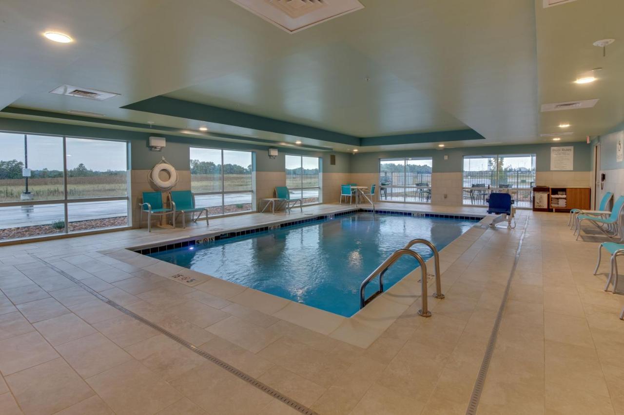 Holiday Inn Express & Suites - Union City By Ihg Dış mekan fotoğraf